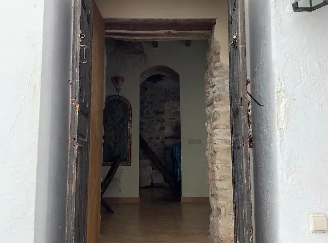 La Casita De La Muralla * تريفة